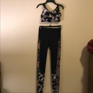 ***3 for $8*** Multi-print yoga pant & sports bra
